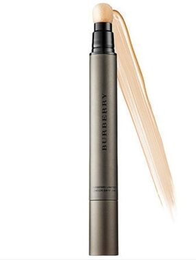 NIB BURBERRY Cashmere Concealer in Ivory No. 00